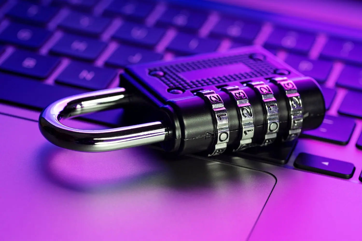 Cyberbezpieczeństwo osobiste: ochrona danych i prywatności